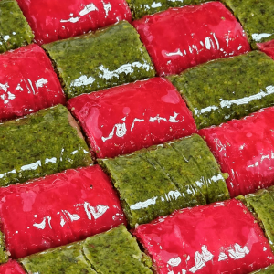 Crescendo 2 – Strawberry & Pistachio