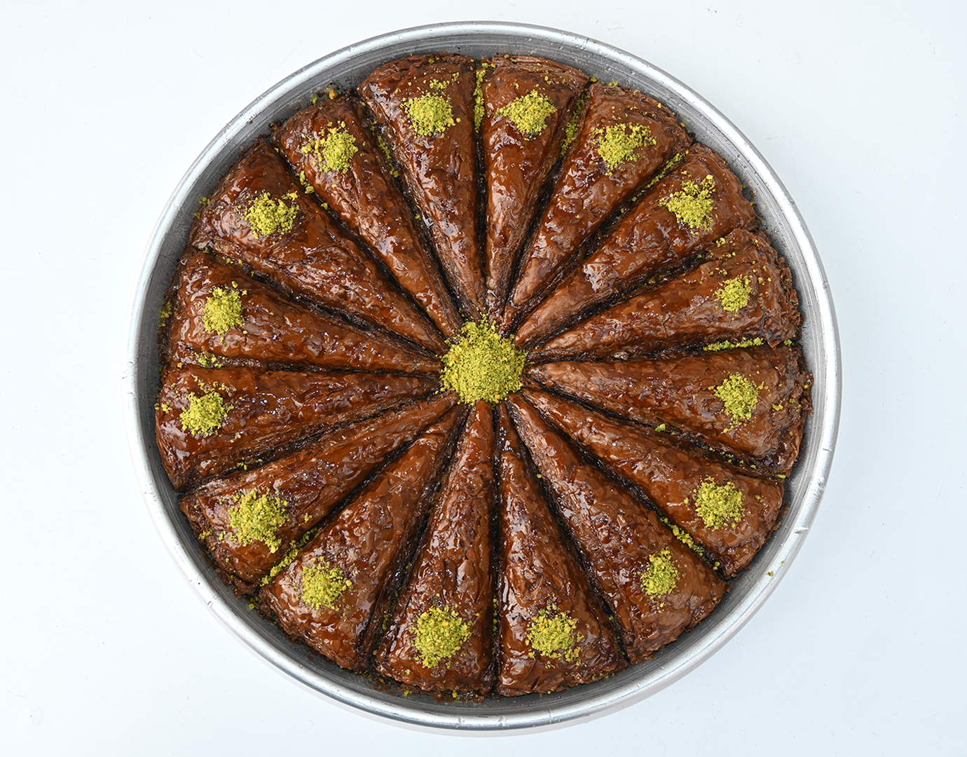 Guitar 4 – Classic Baklava with Chocolate & Pistachio - Image 3