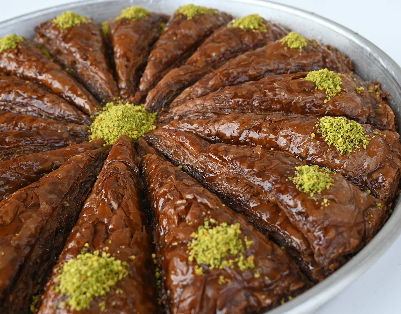 Guitar 4 – Classic Baklava with Chocolate & Pistachio - Image 2